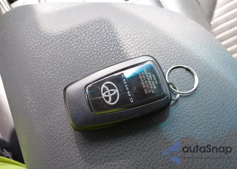 2018 Toyota Camry Hybrid Le/Se/Xle z USA, uszkodzony, nr VIN 4T1B21HK5JU504371